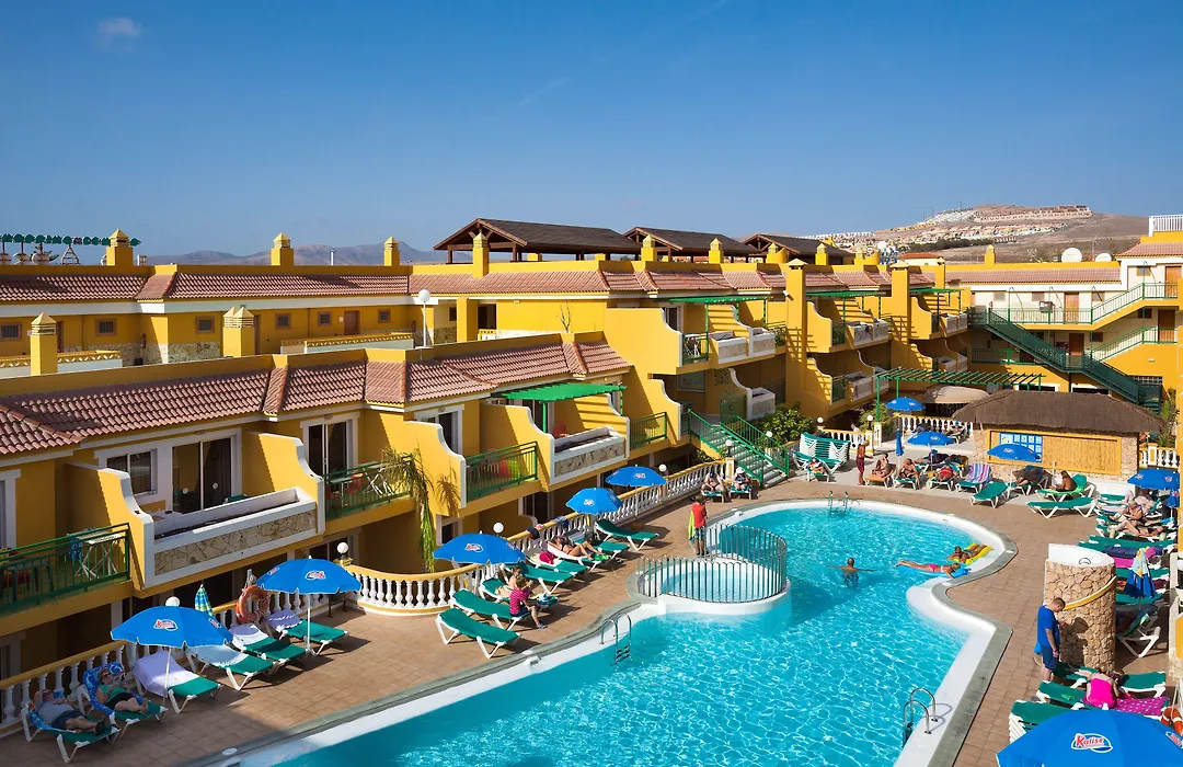 Caleta Garden-1
